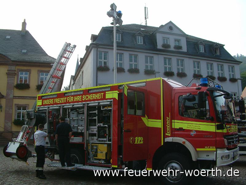 2009.09.20 Kreisfeuerwehrtag Fahrzeugausstellung 008.jpg